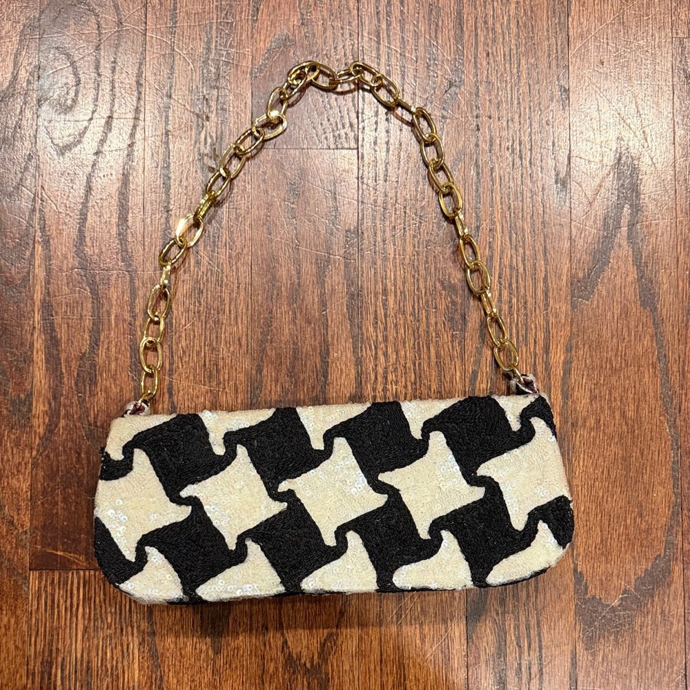Pierre Urbach -Black & Cream Beaded Houndstooth Shoulder Bag with Gold Chain